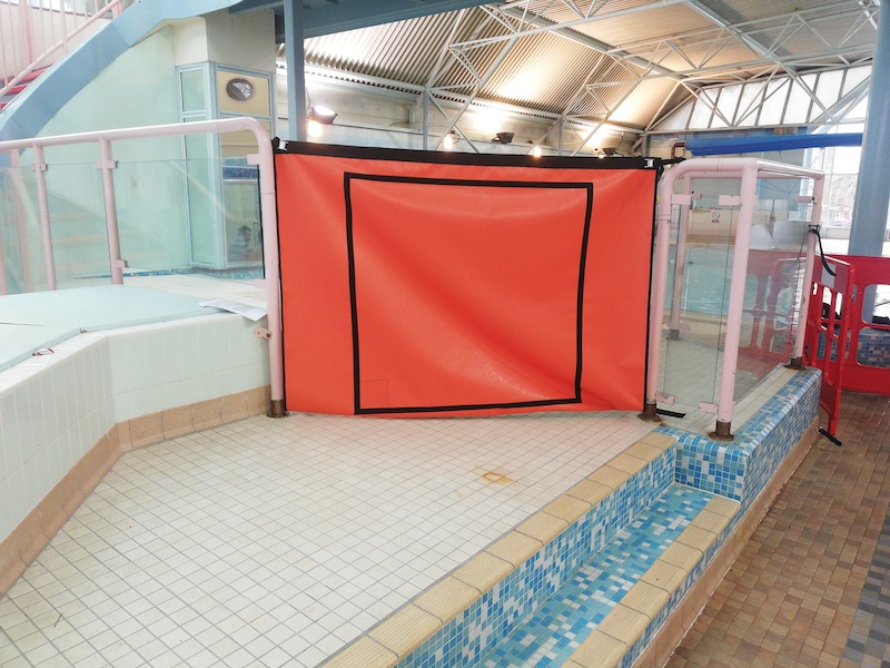 partitioning screen for sports centre